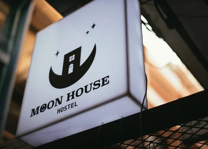 Moon House